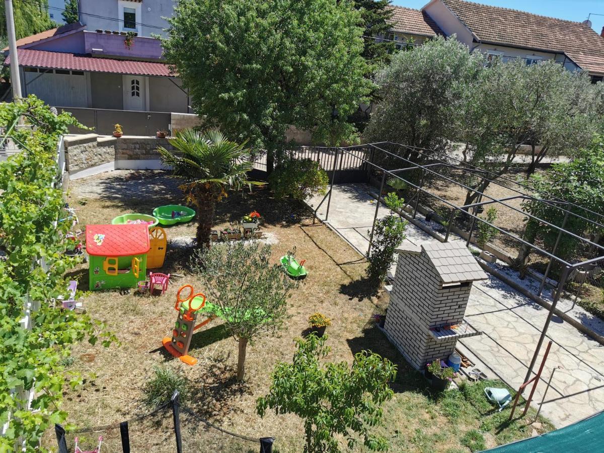 Ferienwohnung Leona Sukošan Exterior foto